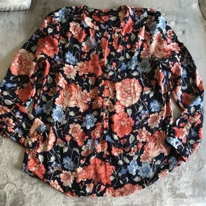 Zara v-neck blouse size M